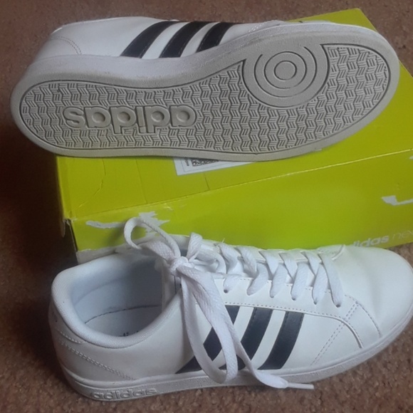 adidas - Picture 2 of 2